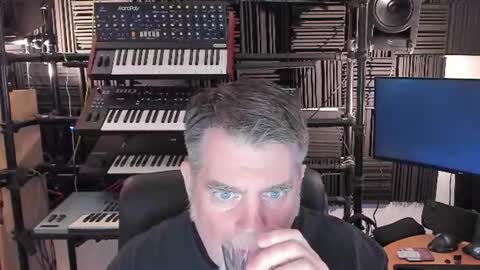 mostly_unbothered online show from 06-26-26, 10:41