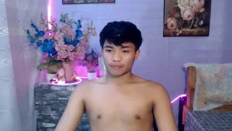 Snapshot of mostwantedtwink chatting on 07-12-26, 05:15 mostwantedtwink online show from 07-12-26, 05:15