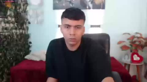 Mou Fly online show from 09-19-25, 12:50