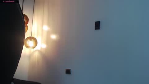 Mou Fly online show from 11-11-25, 03:01