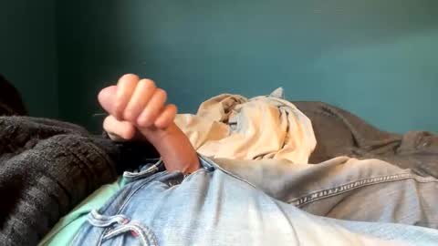 Snapshot of mouillelenos chatting on 03-14-26, 09:04 CamO online show from 03-14-26, 09:04