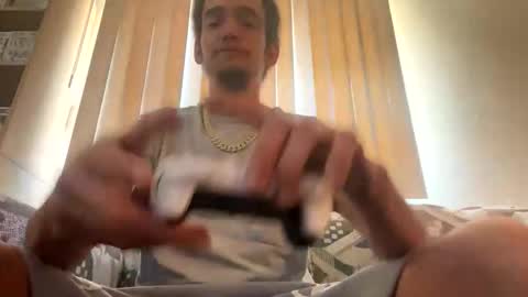 Snapshot of mouli23r chatting on 02-01-26, 06:39 mouli23r online show from 02-01-26, 06:39