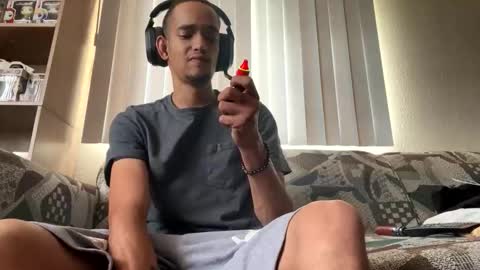 Snapshot of mouli23r chatting on 04-01-26, 05:54 mouli23r online show from 04-01-26, 05:54