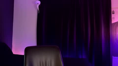 mount_vesuvius online show from 11-16-25, 04:23