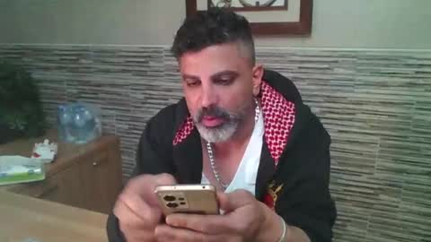 JUST FOR GIRLS     online show from 02-02-25, 08:08