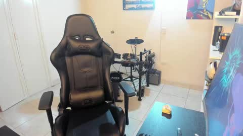 Snapshot of mr_andresr chatting on 02-13-25, 04:11 Andy online show from 02-13-25, 04:11