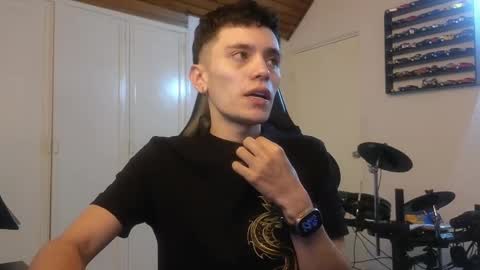 Snapshot of mr_andresr chatting on 10-09-25, 03:48 Andy online show from 10-09-25, 03:48