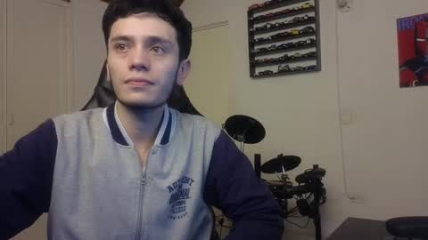 Snapshot of mr_andresr chatting on 11-06-25, 03:40 Andy online show from 11-06-25, 03:40