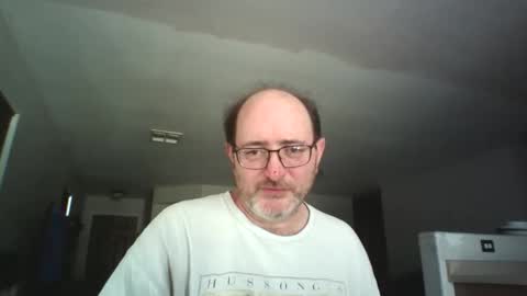 Snapshot of mr_anonymous57 chatting on 03-05-26, 06:15 MrAnonymou57 online show from 03-05-26, 06:15