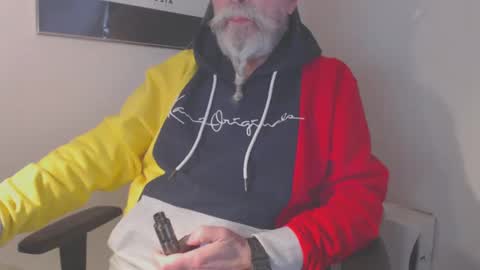 mr_boombastic2021 online show from 12-27-24, 10:23