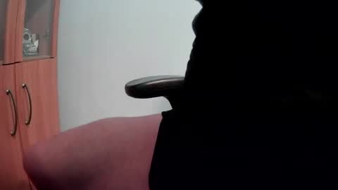 Snapshot of mr_funtease chatting on 02-27-25, 10:42 Fit and Fun....10 Hung online show from 02-27-25, 10:42