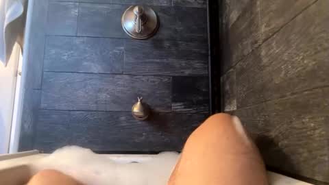 Snapshot of mr_green_strokes chatting on 03-03-25, 06:01 mr_green_strokes online show from 03-03-25, 06:01