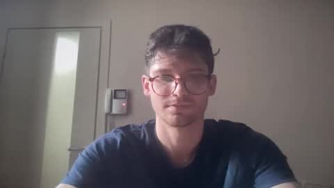 Johnny online show from 05-08-26, 12:43