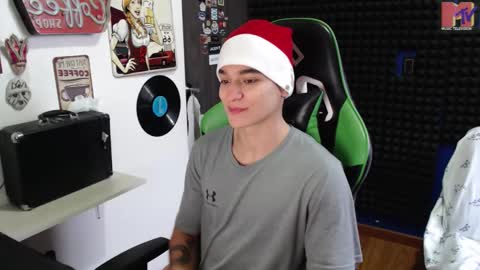 Snapshot of mr_lollipop77 chatting on 12-02-25, 11:04 Call me Angel please online show from 12-02-25, 11:04