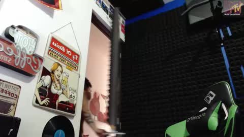 Snapshot of mr_lollipop77 chatting on 12-16-25, 04:56 Call me Angel please online show from 12-16-25, 04:56