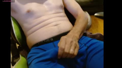 Snapshot of mr_longfellow chatting on 06-06-26, 11:20 mr_longfellow online show from 06-06-26, 11:20