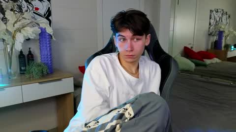 Kris online show from 02-08-25, 11:13