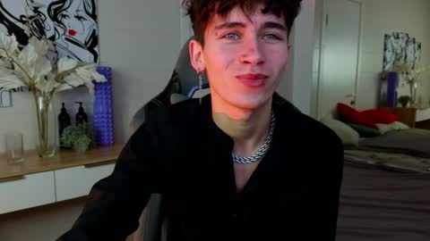 Kris online show from 02-09-25, 07:52