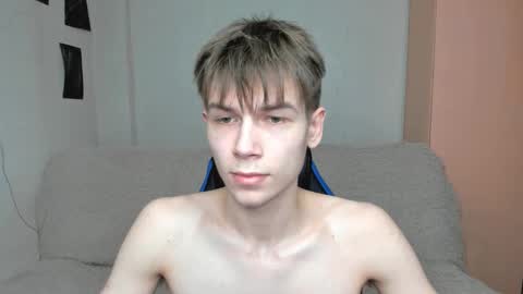 Snapshot of mr_makentoshi chatting on 02-23-25, 03:08 Makentoshi online show from 02-23-25, 03:08