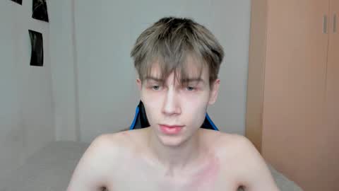 Snapshot of mr_makentoshi chatting on 03-07-25, 04:35 Makentoshi online show from 03-07-25, 04:35