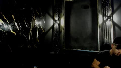 mr_maximo online show from 12-16-25, 09:58