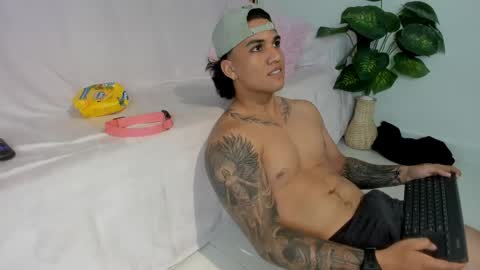 mr_maximo online show from 04-30-26, 04:30