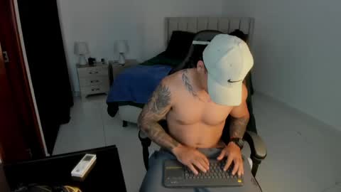 mr_maximo online show from 05-26-26, 05:25