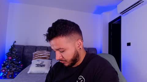 MIKEE online show from 11-30-25, 03:10