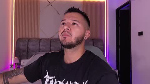 MIKEE online show from 06-23-26, 03:04