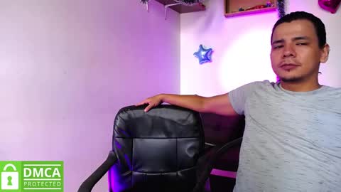 Snapshot of mr_mrscurie chatting on 01-02-25, 06:45 Mr Mrs Curie online show from 01-02-25, 06:45