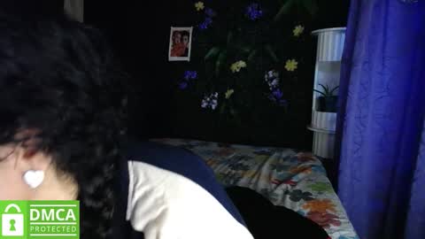 Snapshot of mr_mrscurie chatting on 02-06-26, 10:57 Mr Mrs Curie online show from 02-06-26, 10:57