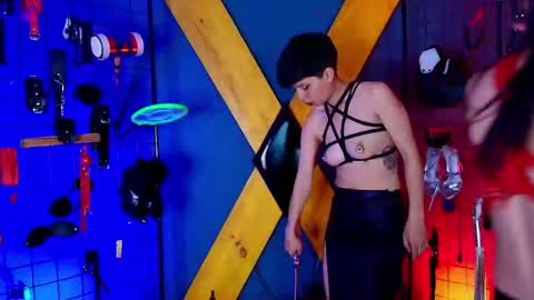 Sadistic online show from 11-16-25, 04:29