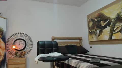 mr_stiven_ online show from 05-20-26, 03:02