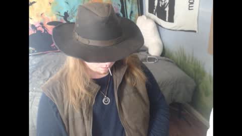 Snapshot of mr_strawberry chatting on 01-06-26, 05:05 mr_strawberry online show from 01-06-26, 05:05