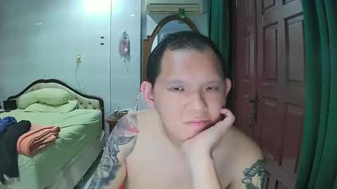 Snapshot of mr_thick89 chatting on 10-30-25, 11:22 mr_thick89 online show from 10-30-25, 11:22