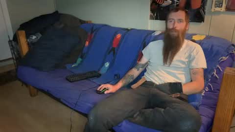 Snapshot of mr_valdor chatting on 05-19-26, 02:51 Valdor online show from 05-19-26, 02:51