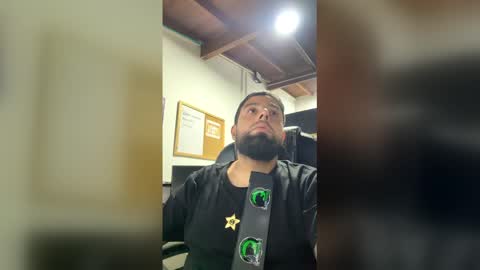 mr_weedman_420 online show from 04-17-26, 01:19