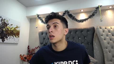 Snapshot of mr_williseo chatting on 12-29-24, 08:26 williseo online show from 12-29-24, 08:26