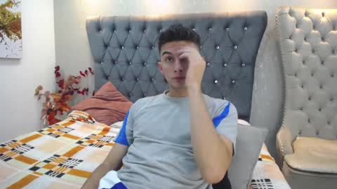 Snapshot of mr_williseo chatting on 01-07-25, 10:30 williseo online show from 01-07-25, 10:30