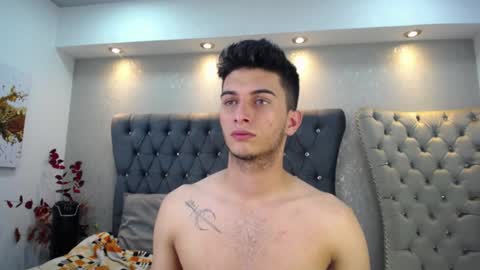 Snapshot of mr_williseo chatting on 02-02-25, 11:00 williseo online show from 02-02-25, 11:00