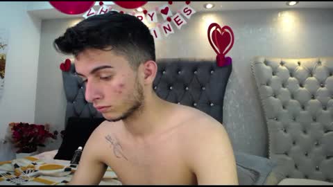 Snapshot of mr_williseo chatting on 02-16-25, 12:08 williseo online show from 02-16-25, 12:08