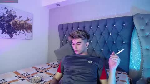 Snapshot of mr_williseo chatting on 09-09-25, 07:46 williseo online show from 09-09-25, 07:46