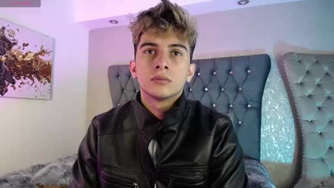 Snapshot of mr_williseo chatting on 09-15-25, 07:58 williseo online show from 09-15-25, 07:58