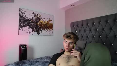 Snapshot of mr_williseo chatting on 09-17-25, 07:10 williseo online show from 09-17-25, 07:10