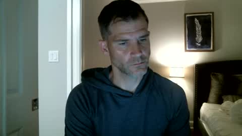 Snapshot of mrasstastix chatting on 10-31-25, 03:35 MrAsstastix online show from 10-31-25, 03:35