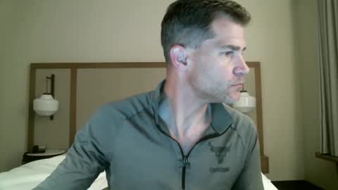 Snapshot of mrasstastix chatting on 11-14-25, 01:21 MrAsstastix online show from 11-14-25, 01:21