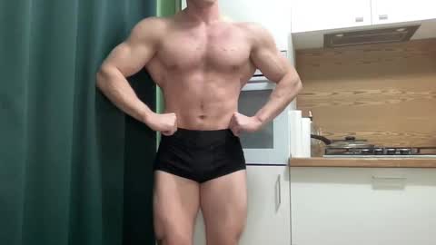 Snapshot of mrbiceps_23 chatting on 12-26-24, 11:24 Mrbiceps23 online show from 12-26-24, 11:24