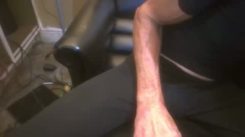 Snapshot of mrbiggirth69 chatting on 10-09-25, 12:03 mrbiggirth69 online show from 10-09-25, 12:03