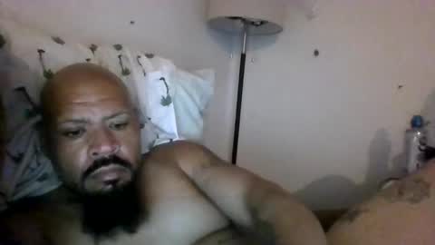 Snapshot of mrbiggs1077777 chatting on 11-17-25, 07:19 mrbiggs1077777 online show from 11-17-25, 07:19