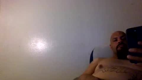 mrbiggs1077777 online show from 04-06-26, 11:22